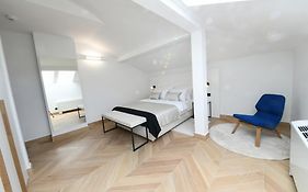 Aparthotel Milenij